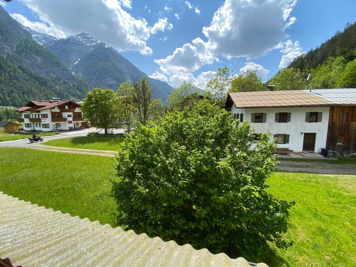 Gaestehaus Huber Holzgau Exterior photo